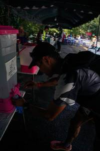 BIB: 
                            <button type="button" onclick="openModal(28158888)" class="btn btn-primary btn-sm float-right btn-popup" data-toggle="modal" data-target=".modal-high-quality">
                        <i class="fas fa-shopping-cart"></i> Add to Cart
                    </button>
                                            <button type="button" onclick="isThisMe(28158888, true)" class="btn btn-success btn-sm float-right btn-popup btn-isme hidden" data-toggle="tooltip" data-placement="bottom" title="นี่คือรูปของคุณใช่ไหม คลิกที่นี่เพื่อเอาเข้าอัลบั้ม">
                        <i class="fas fa-plus"></i> Add to album
                    </button>
                    <button type="button" onclick="isThisMe(28158888, false)" class="btn btn-warning btn-sm float-right btn-popup btn-isnotme hidden">
                        <i class="fas fa-ban"></i> Remove from album
                    </button>